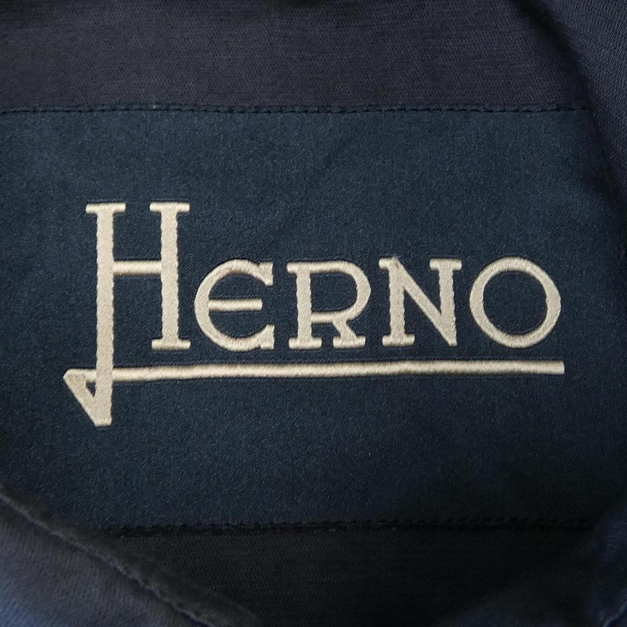 ヘルノ Herno シャツ
