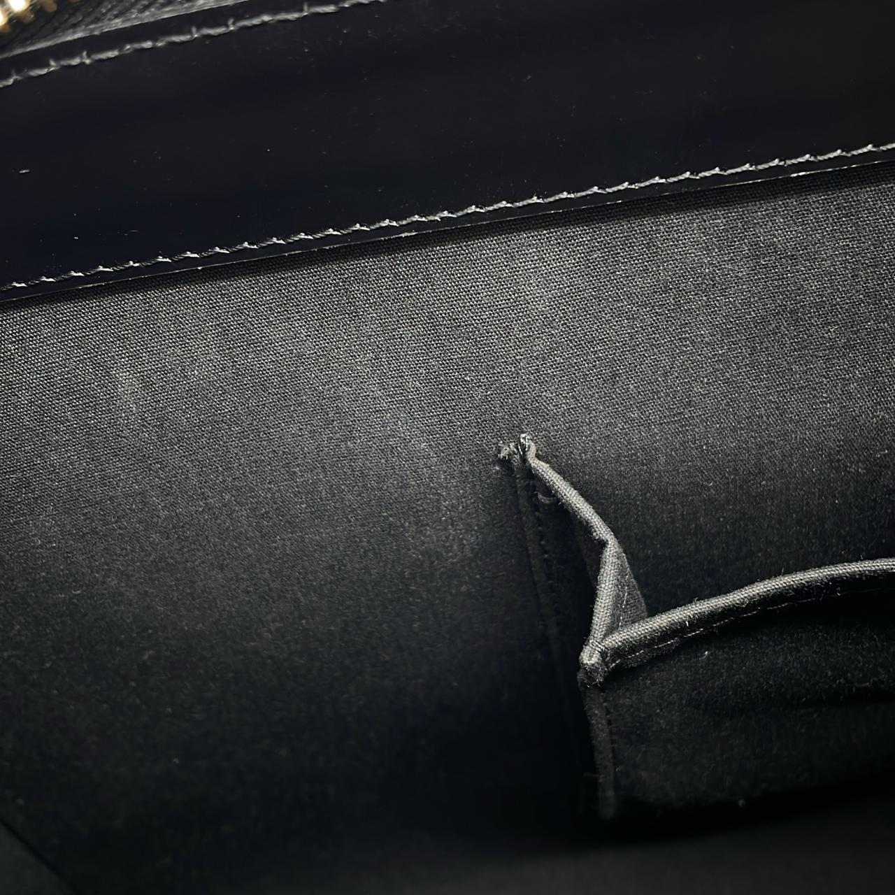 ルイヴィトン エピ フィガリ PM M52012 バッグ