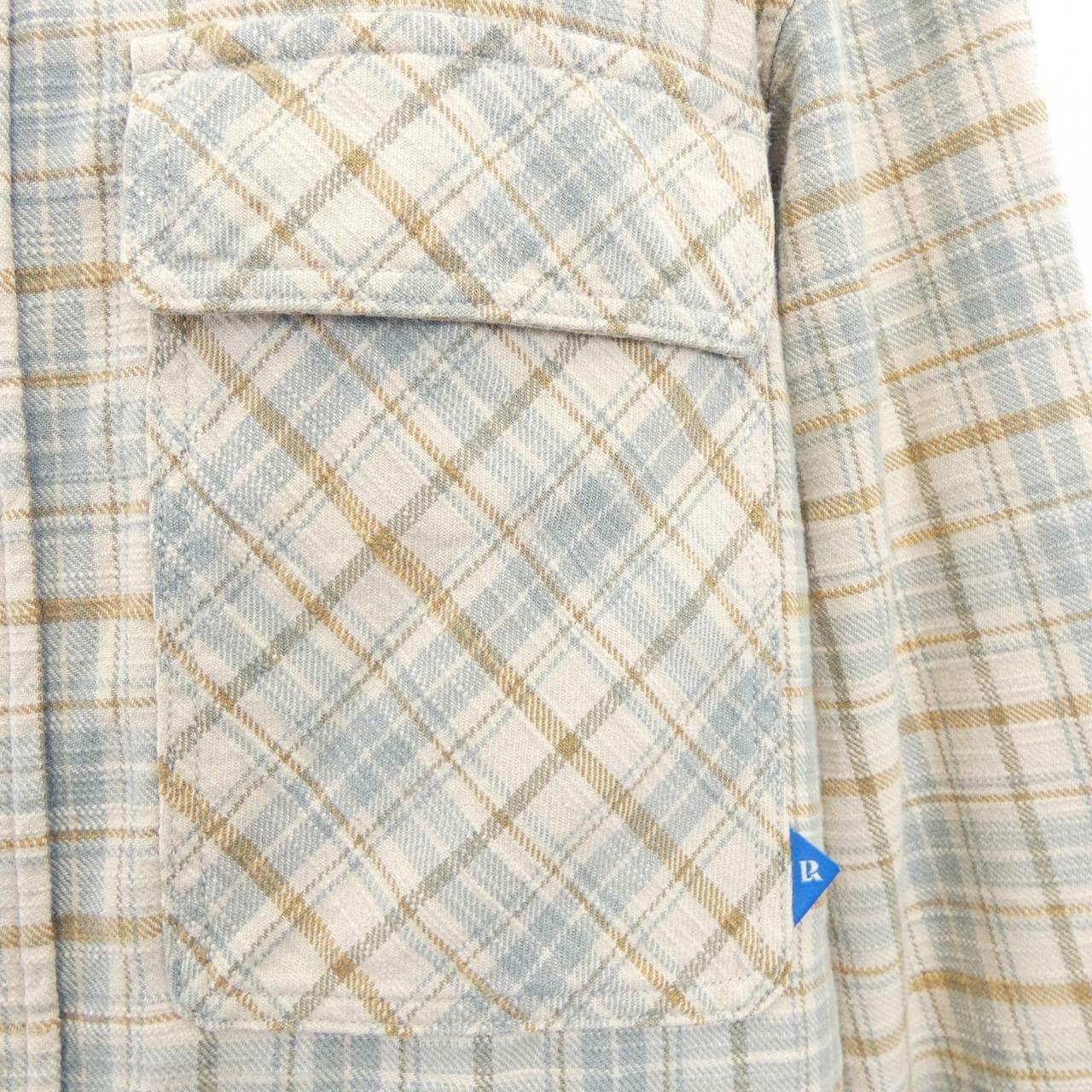 LIBERAIDERS シャツ