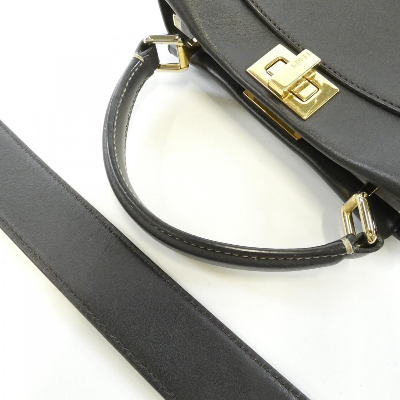 フェンディ ピーカブー ミニ 8BN244 AAFL バッグ