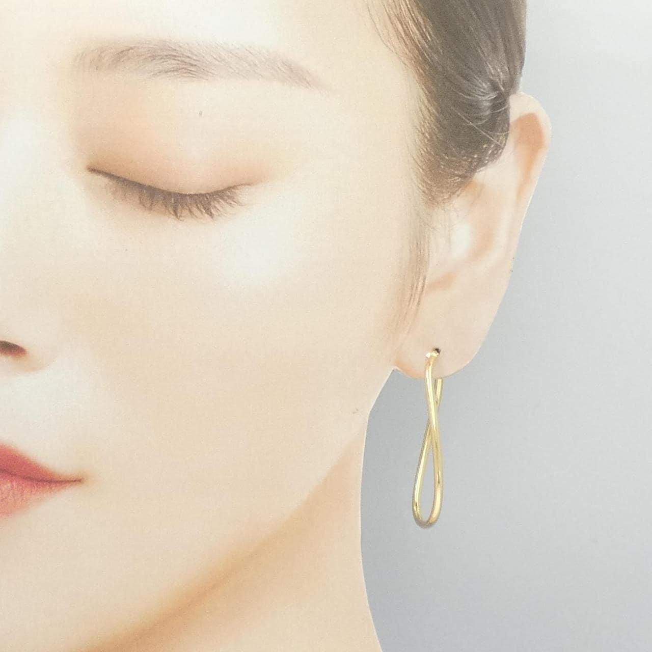 ウノアエレ 750YG ピアス