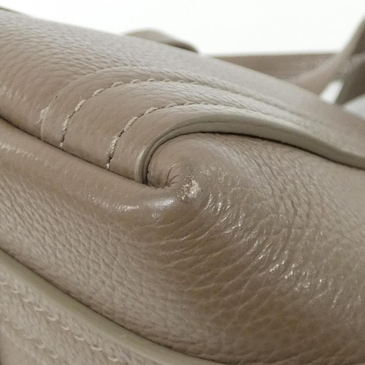 バレンシアガ エブリデイ XS ノース サウス トート 672793 15YUN バッグ