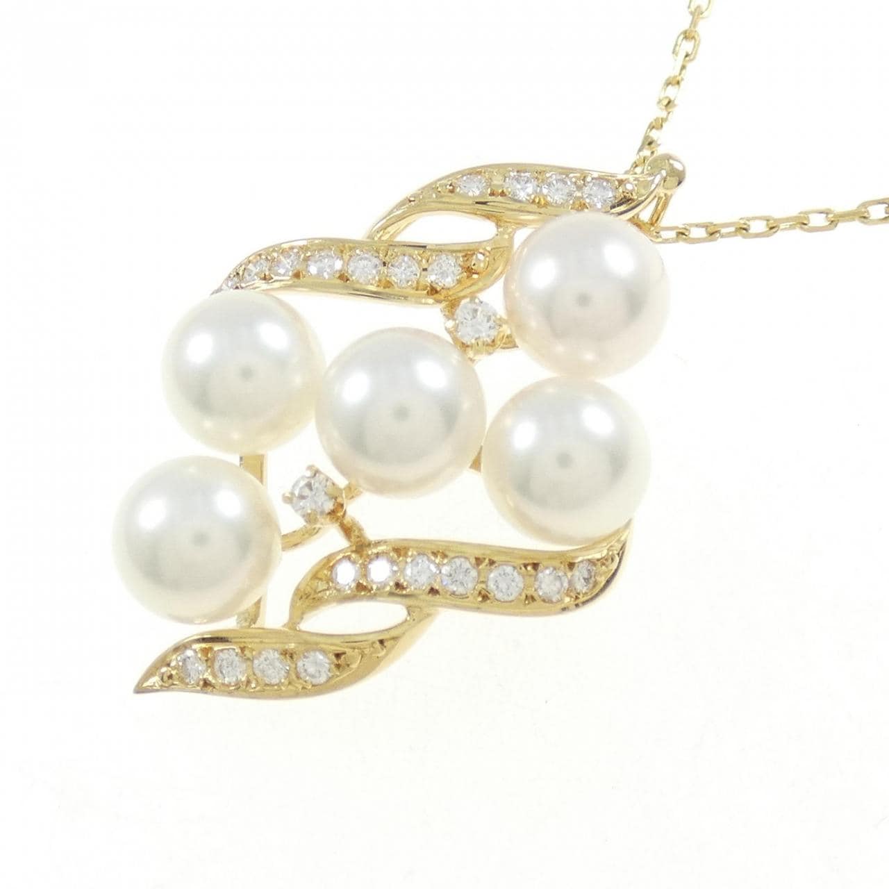 MIKIMOTO Akoya pearl necklace