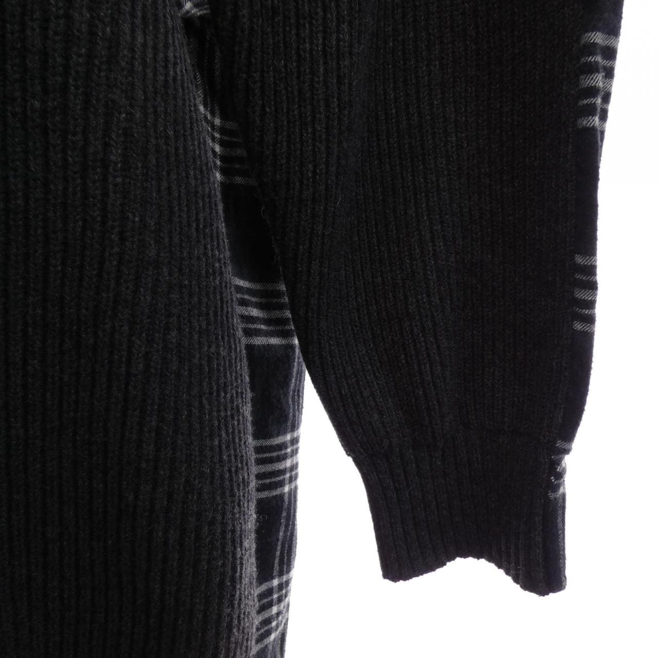 バレンシアガ BALENCIAGA 704271 T4130 トップス