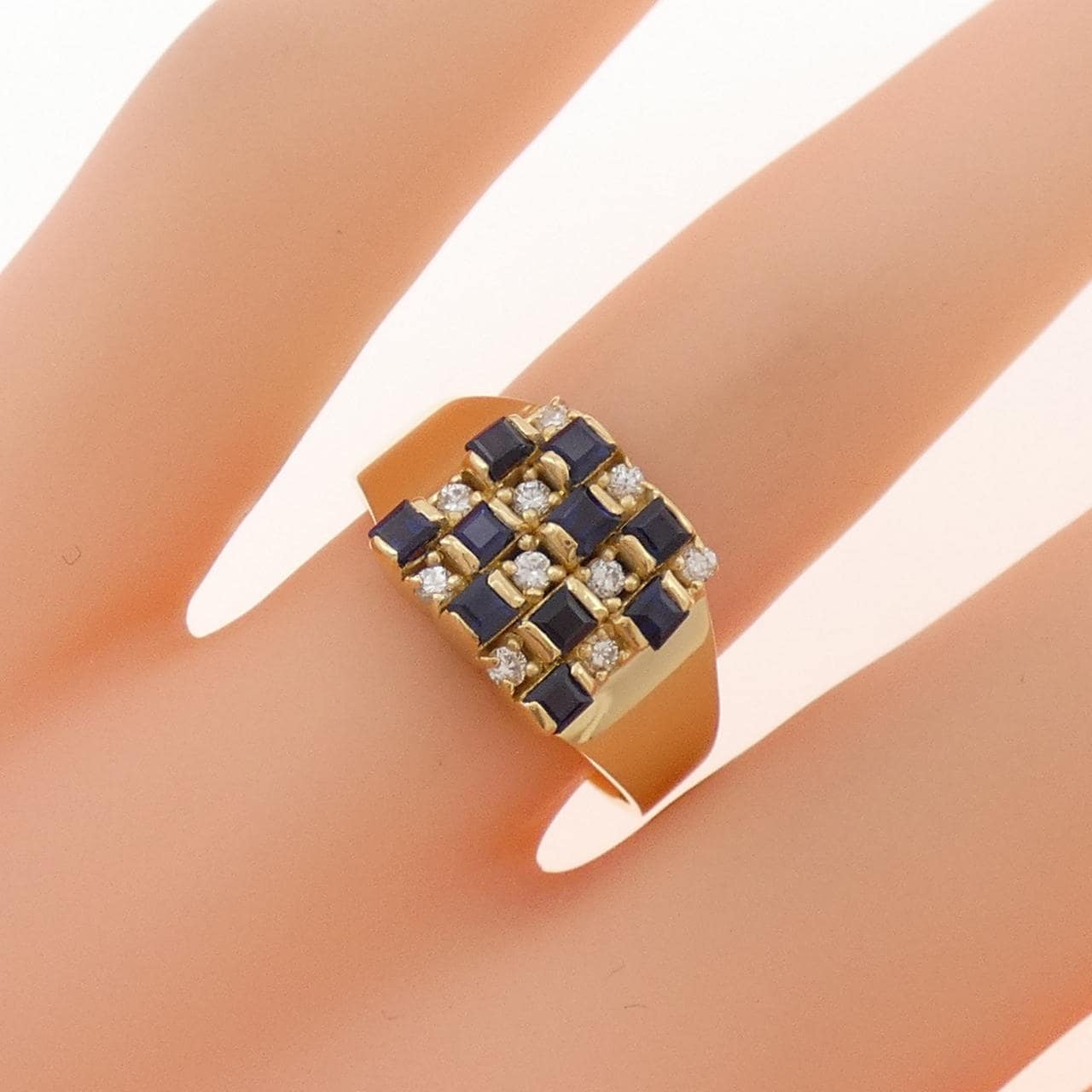 K18YG サファイヤ リング 0.67CT