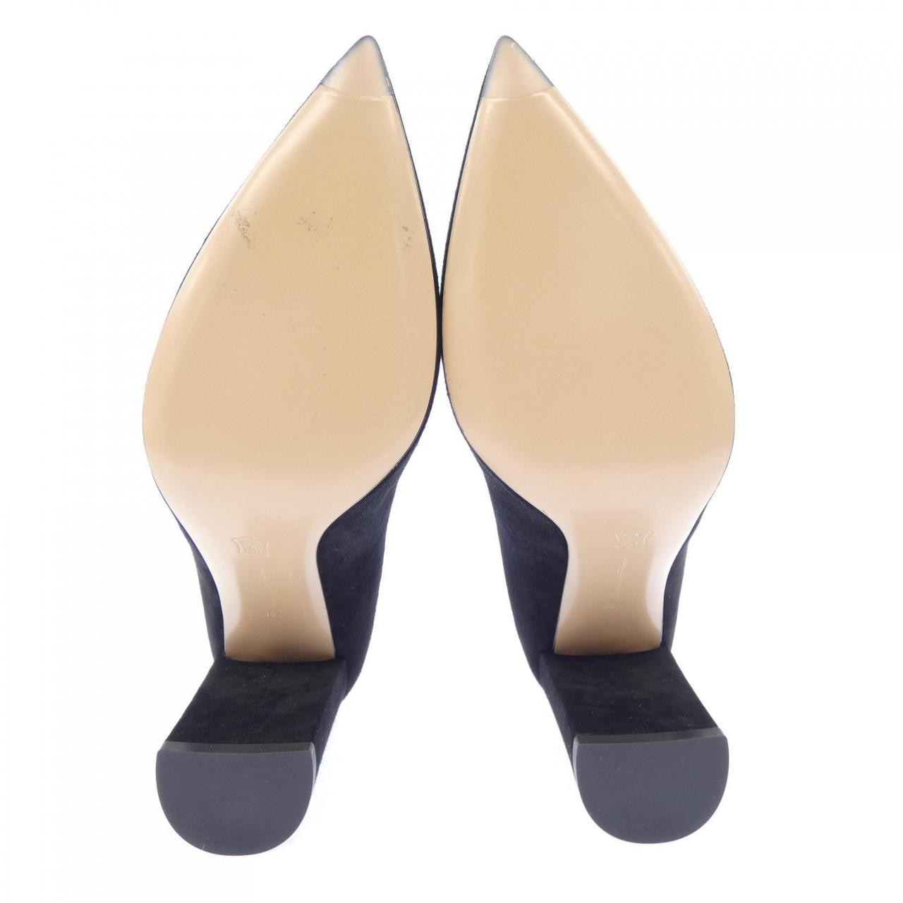 ジャンヴィトロッシ GIANVITO ROSSI パンプス