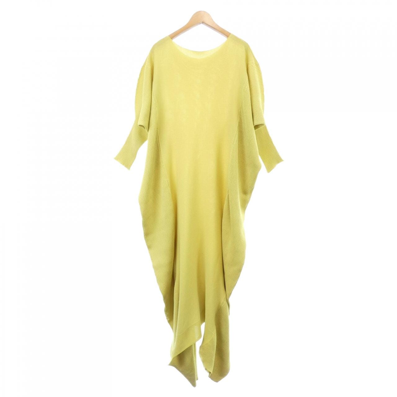 イッセイミヤケ ISSEY MIYAKE IM21KI763 ワンピース