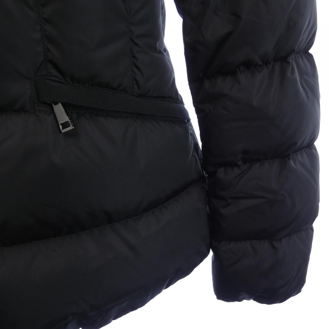 モンクレール MONCLER AVOCE ダウンジャケット