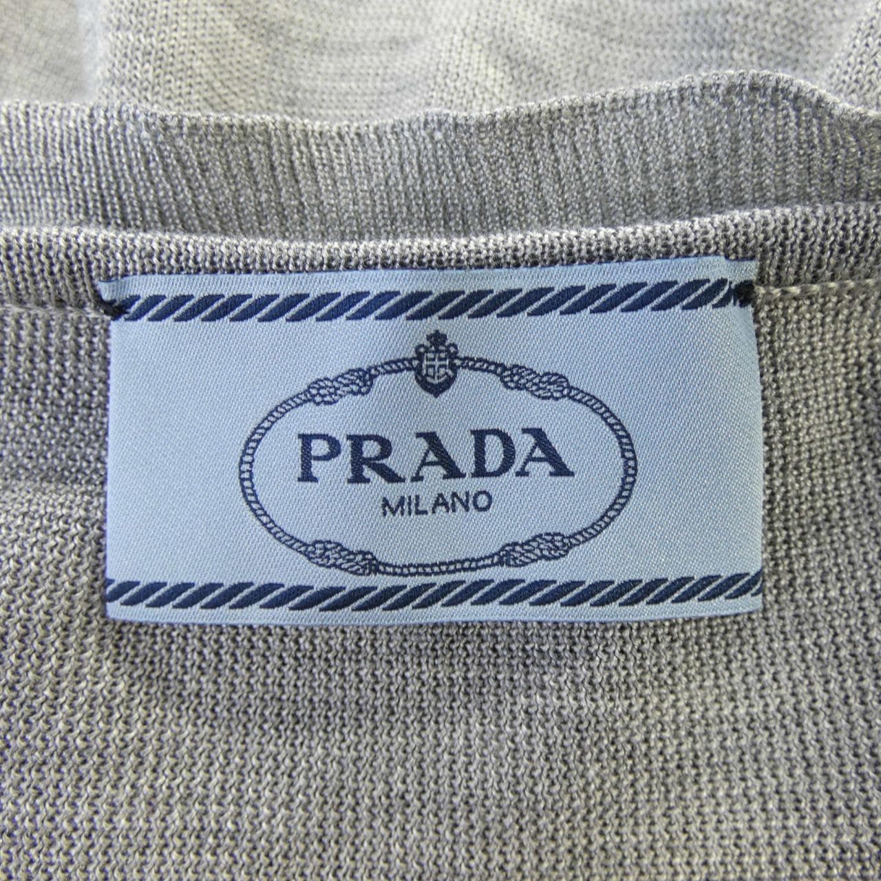 プラダ PRADA P24V25 トップス
