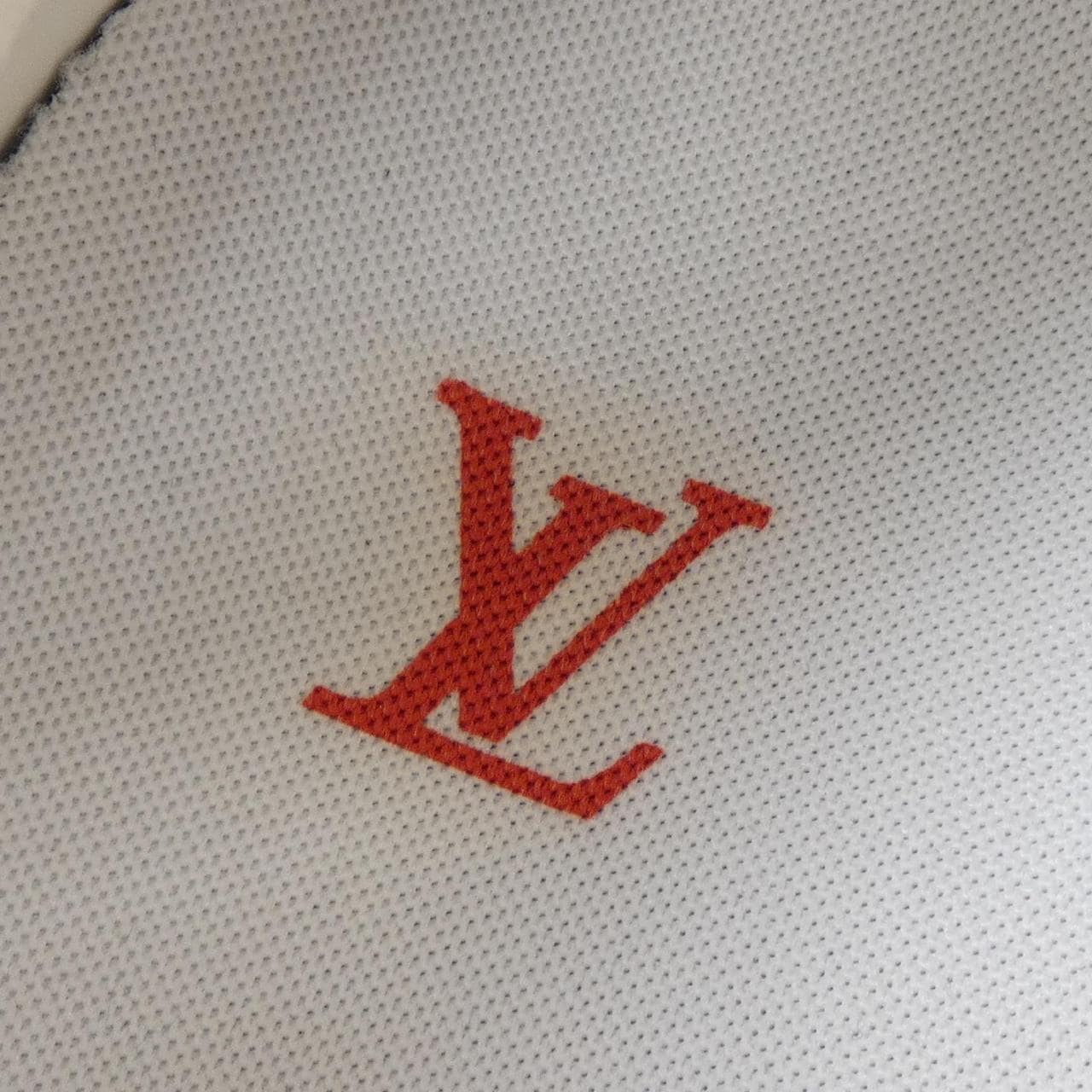 ルイヴィトン LOUIS VUITTON LVトレイナーライン NIGO スニーカー