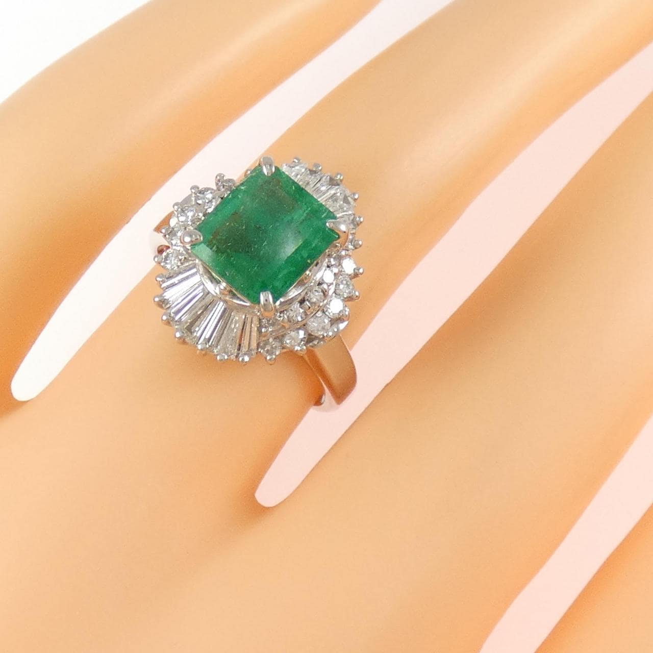 PT900 エメラルド リング 1.51CT