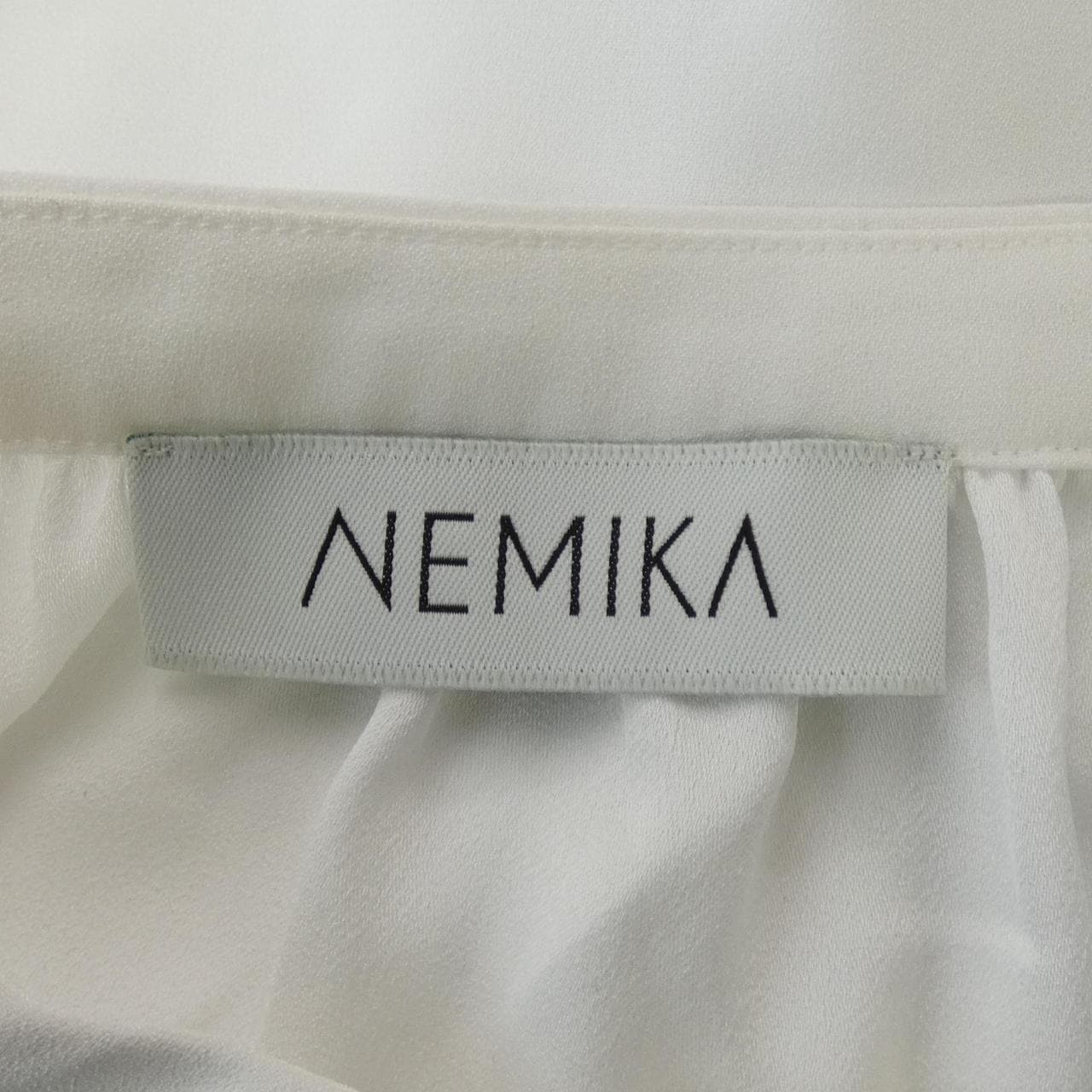 ネミカ NEMIKA シャツ