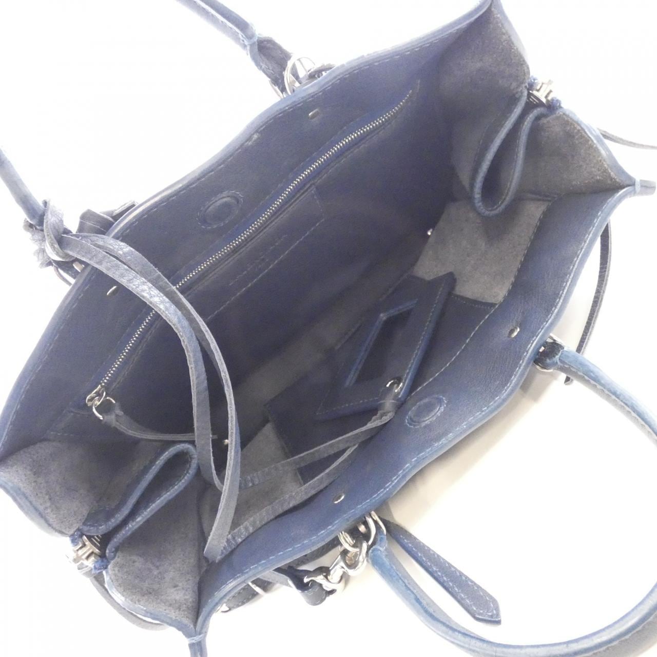 バレンシアガ ペーパー A6 ジップ アラウンド 370926 DLQ0N バッグ