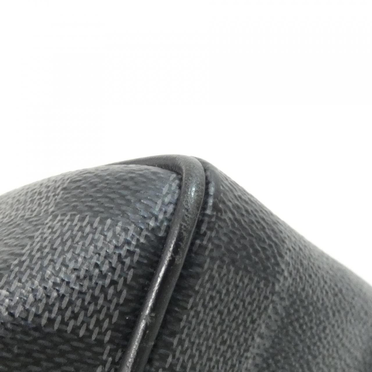 ルイヴィトン ダミエ グラフィット ディストリクト MM N41029 ショルダーバッグ