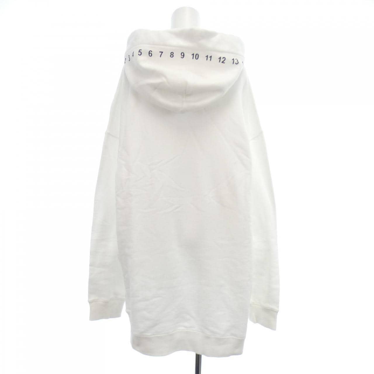 メゾンマルジェラ Maison Margiela パーカー
