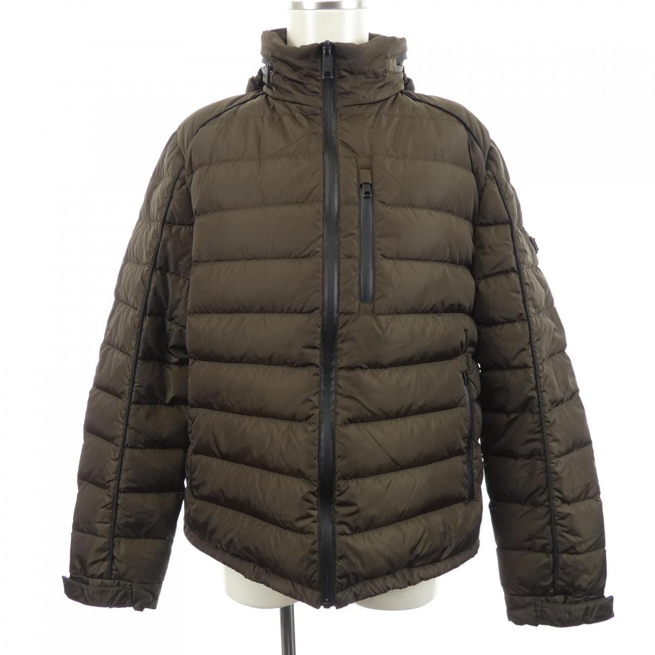 プラダ PRADA SGN539 R172 Q04 ダウンジャケット