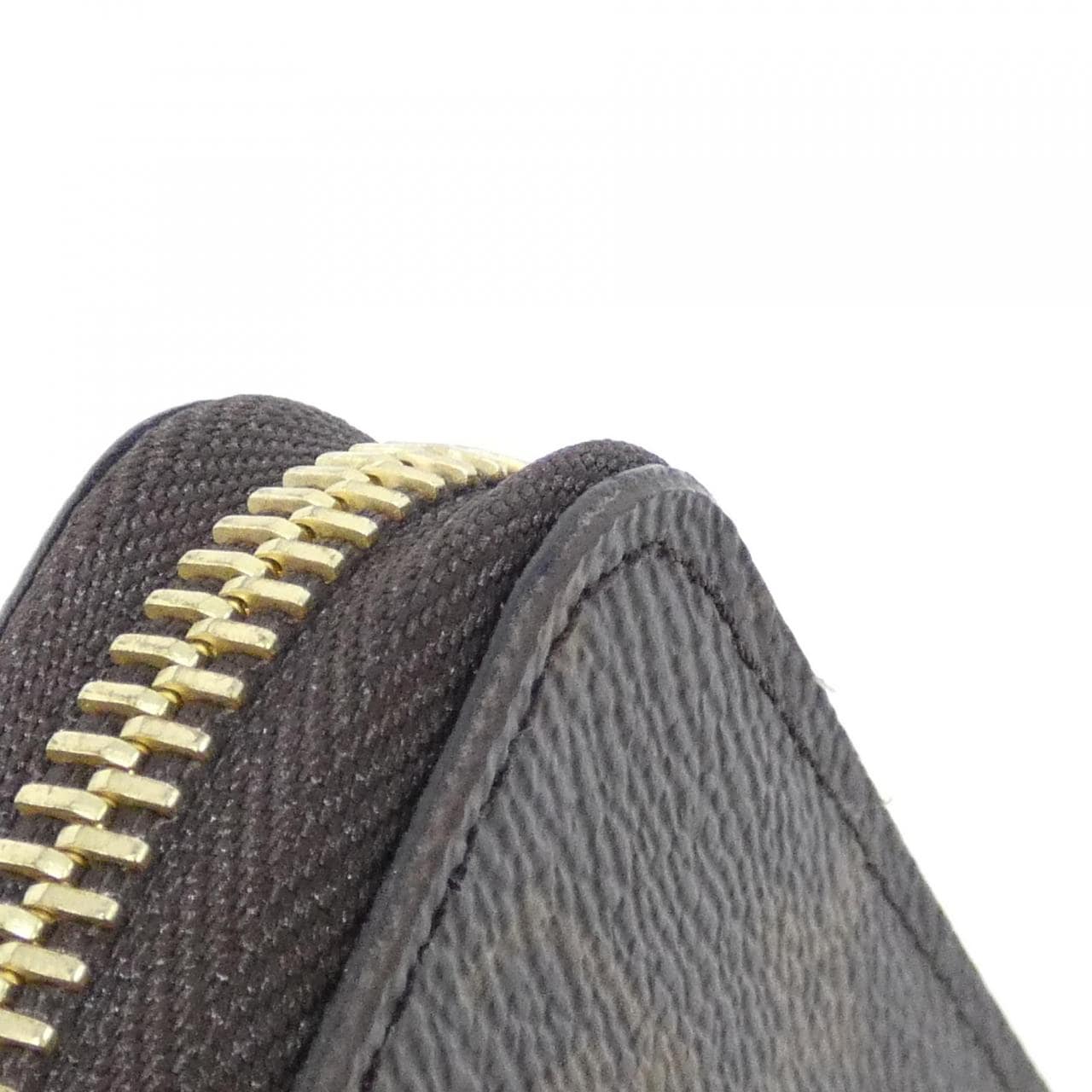 ルイヴィトン モノグラム ジッピー ウォレット M42616 財布