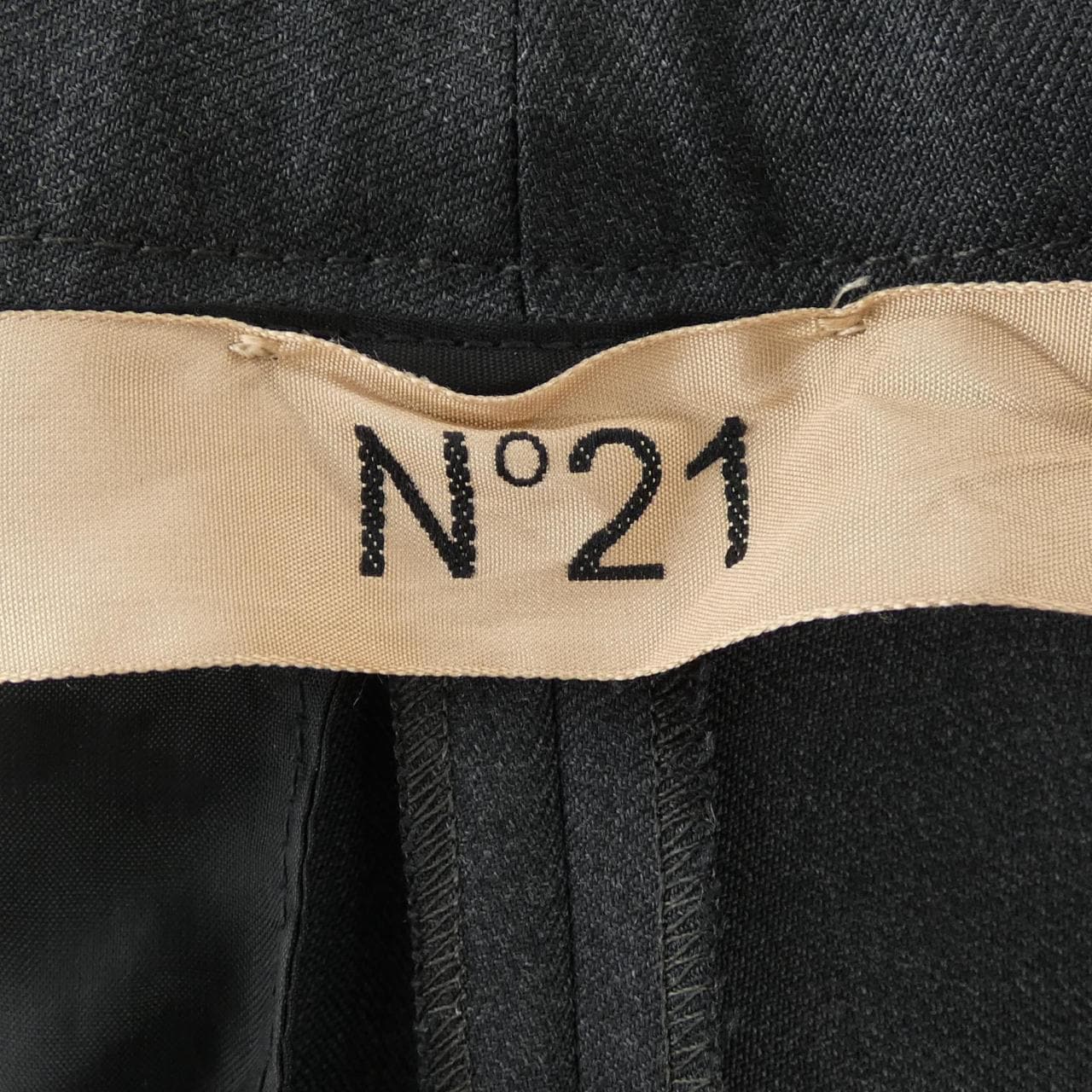 ヌメロヴェントゥーノ N°21 P17IN2M0B0133121 パンツ