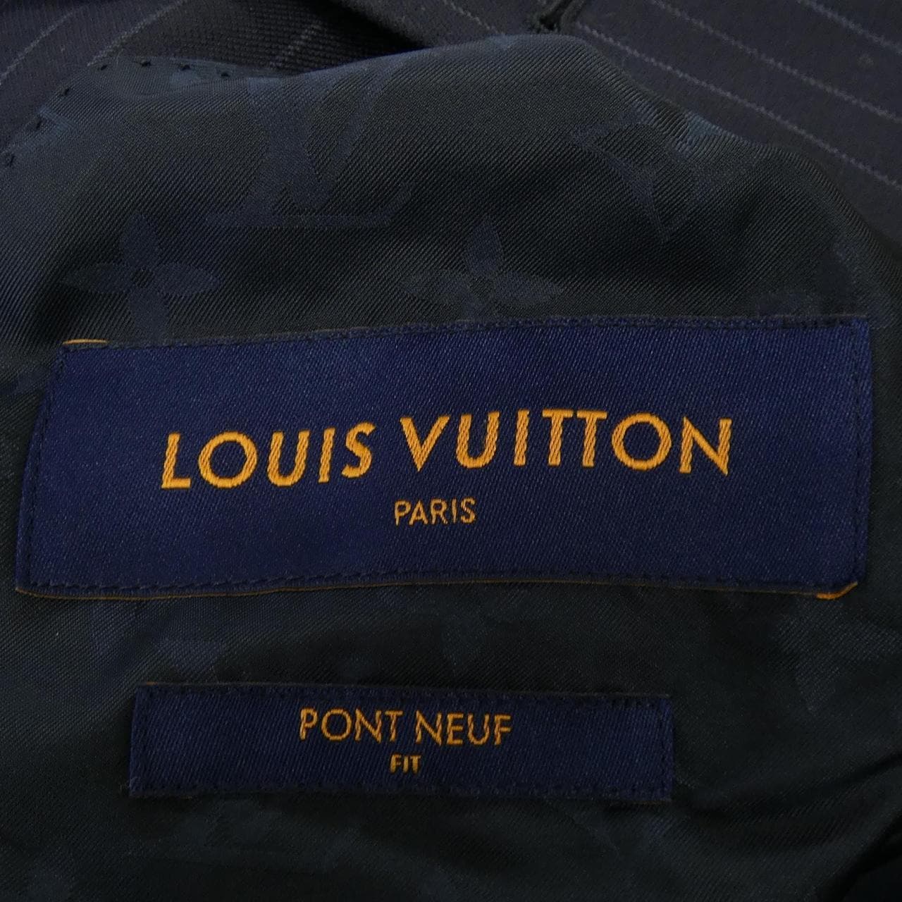 ルイヴィトン LOUIS VUITTON HOCF4WRE7 スーツ