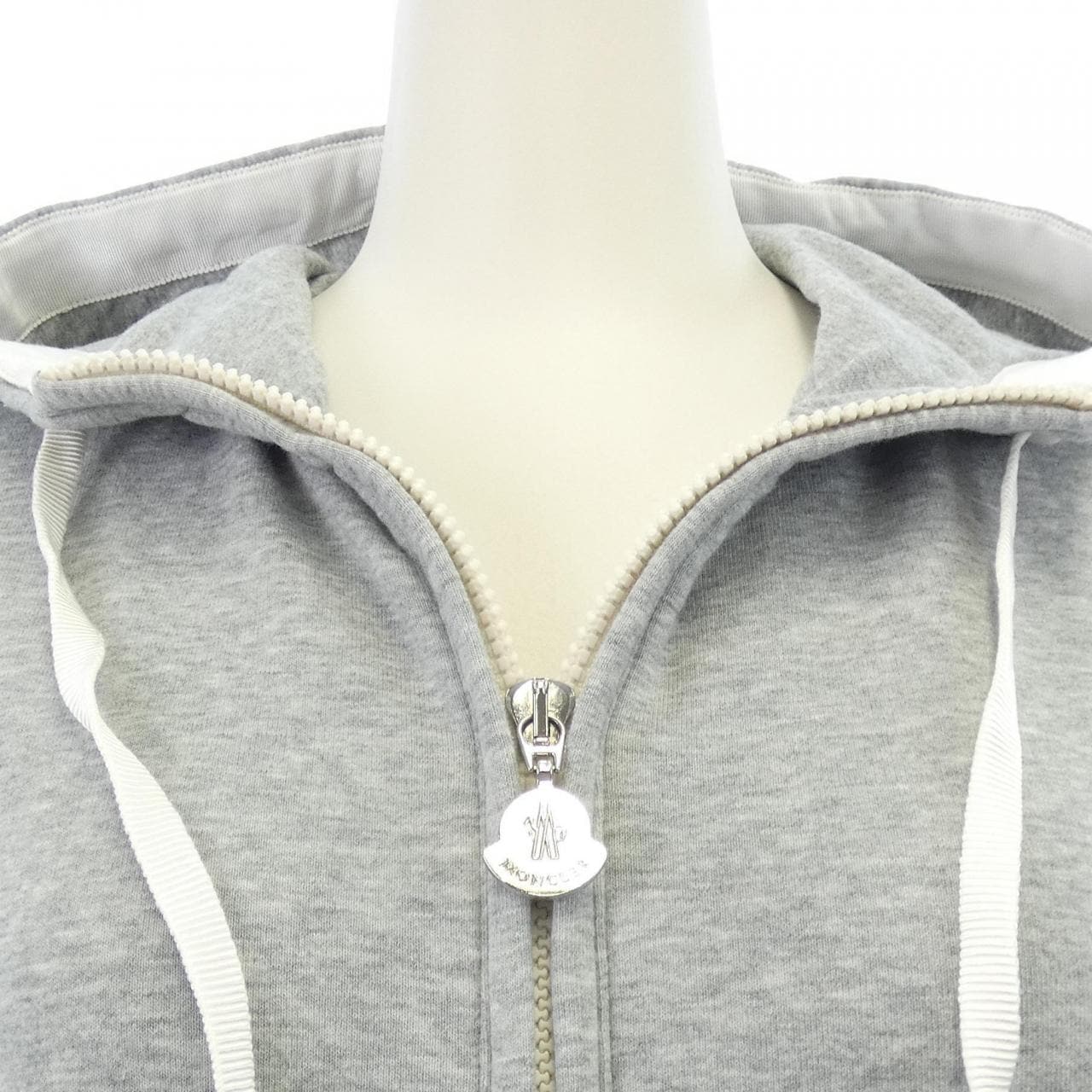 モンクレール MONCLER 410938487700 パーカー