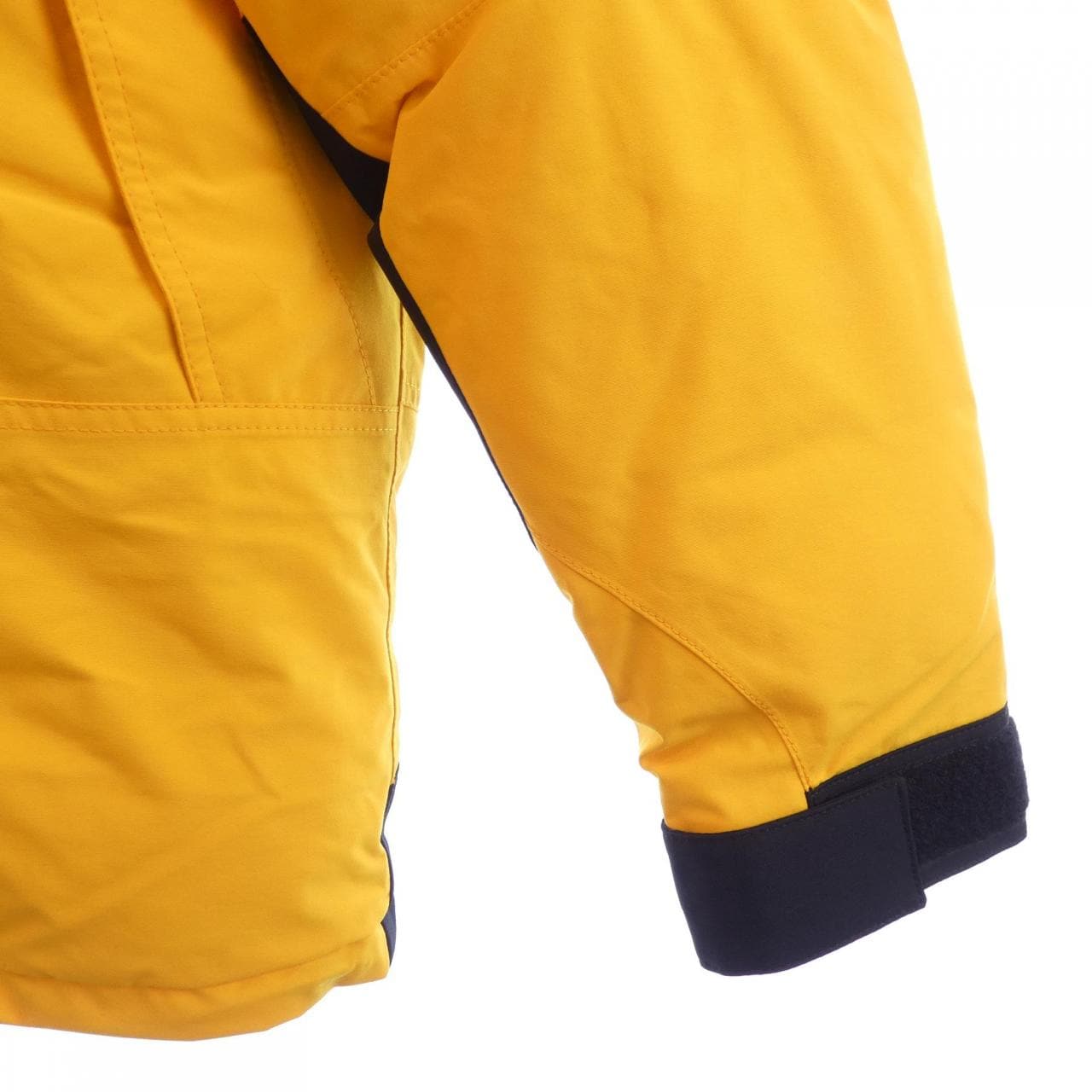 ザノースフェイス THE NORTH FACE ND91930 ダウンジャケット