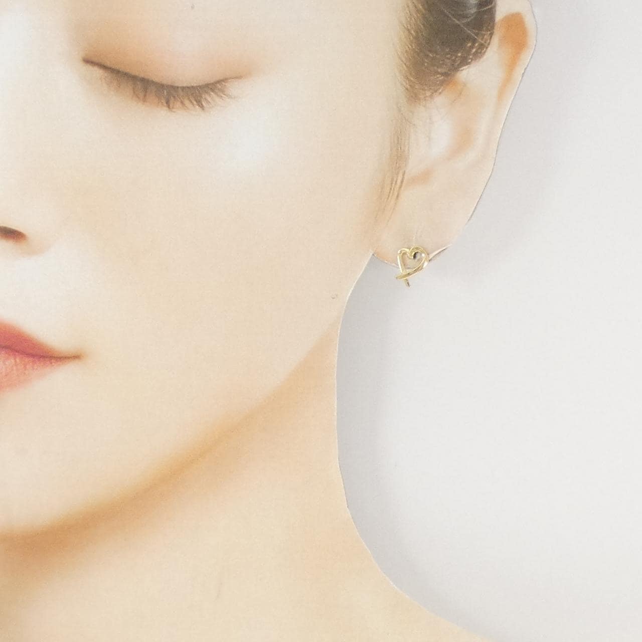 ティファニー ラビングハート ピアス