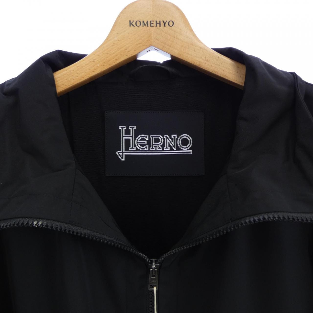 ヘルノ Herno GI000207D 12491 ジャケット
