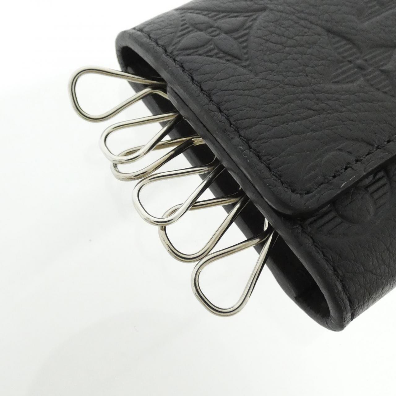 ルイヴィトン モノグラム シャドウ ミュルティクレ M14825 キーケース