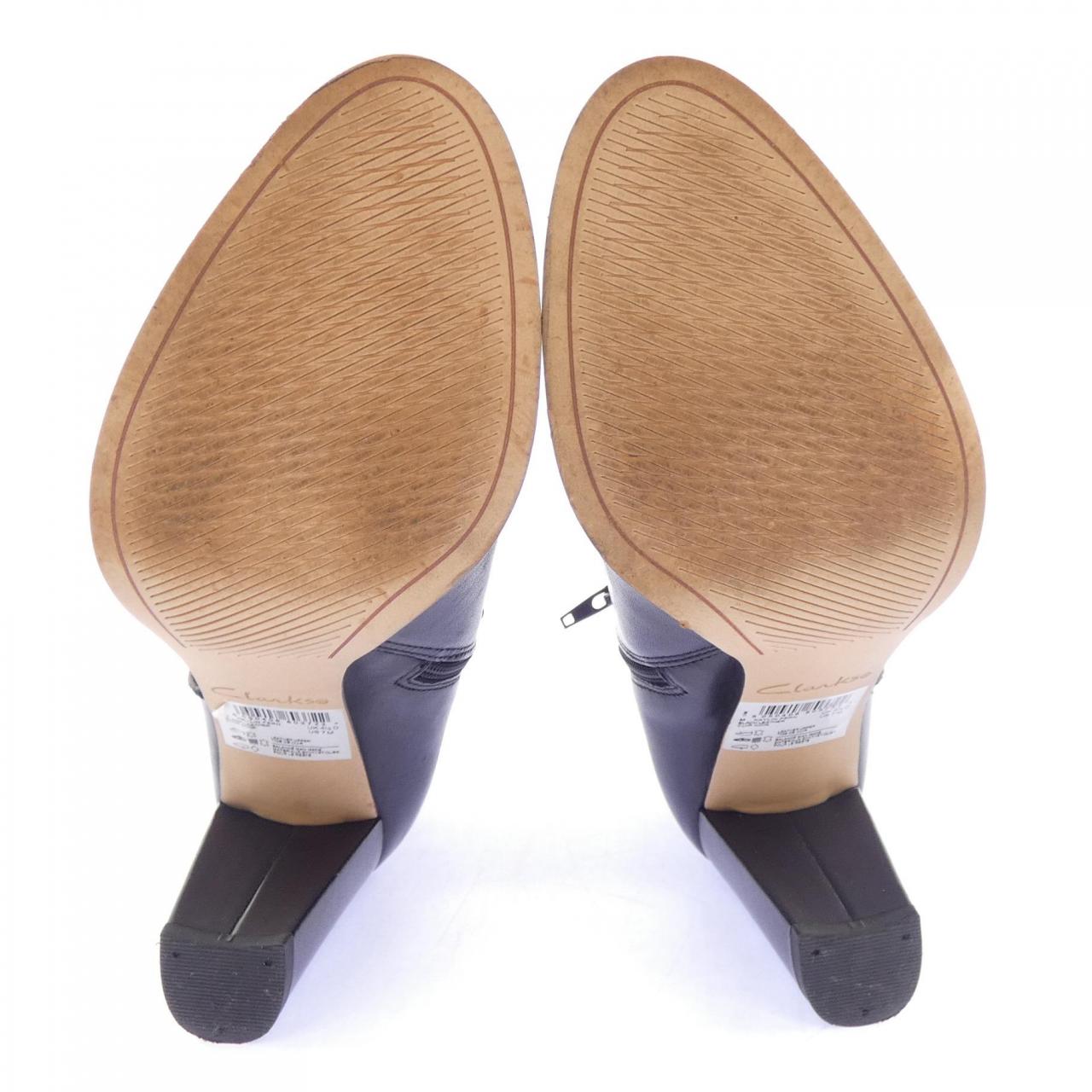 クラークス CLARKS ブーツ