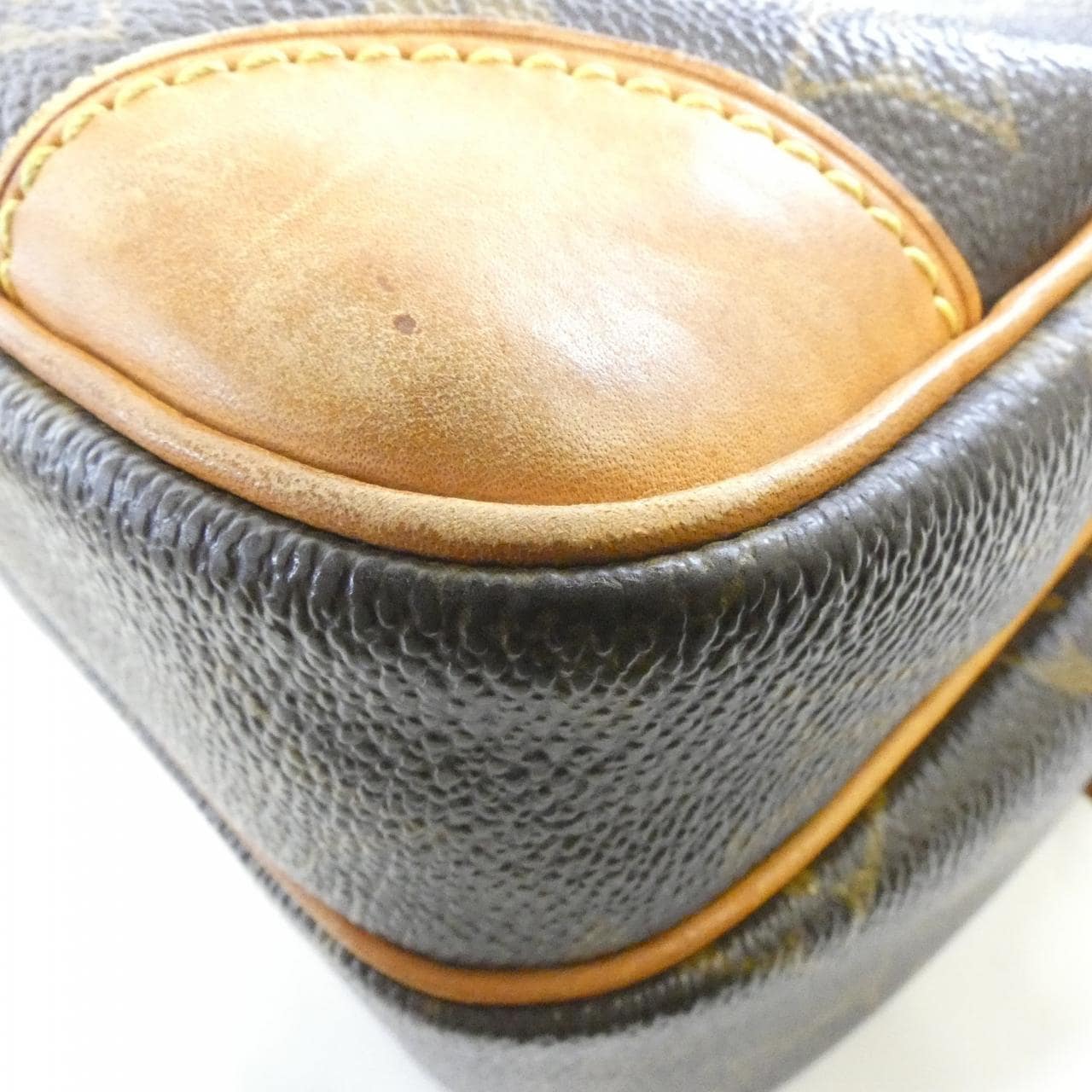 ルイヴィトン モノグラム ナイル M45244 ショルダーバッグ