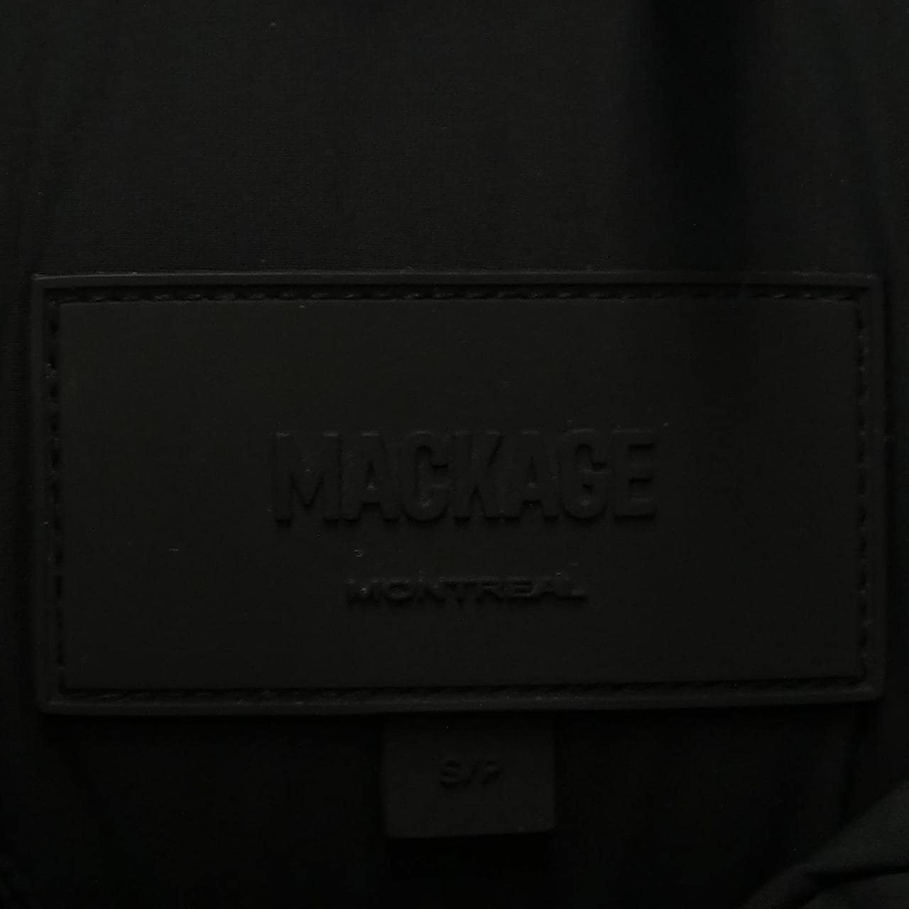マッカージュ MACKAGE ダウンジャケット