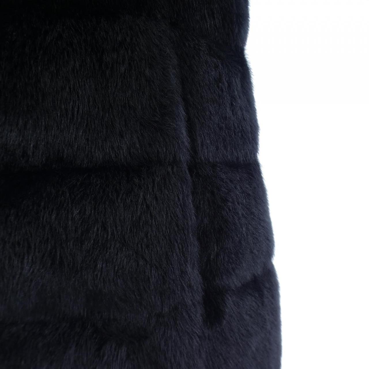 ヘルノ Herno ニューレディフェイクファーベスト PI001937D ダウンベスト