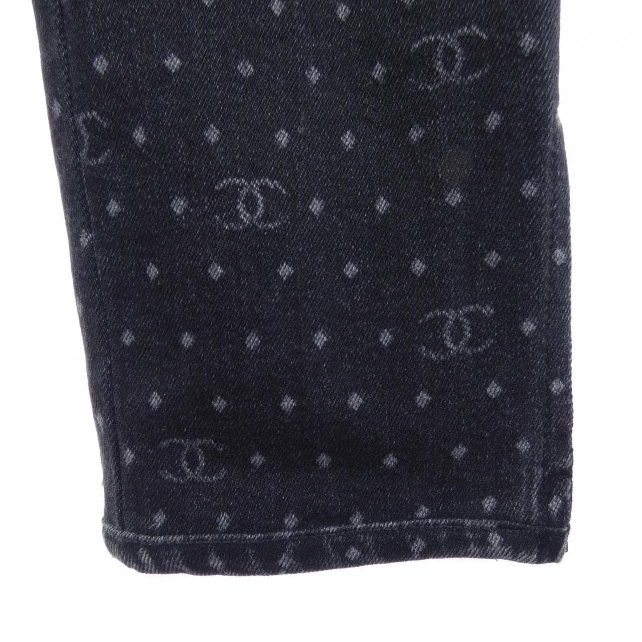 シャネル CHANEL P74502V66052 23P ジーンズ