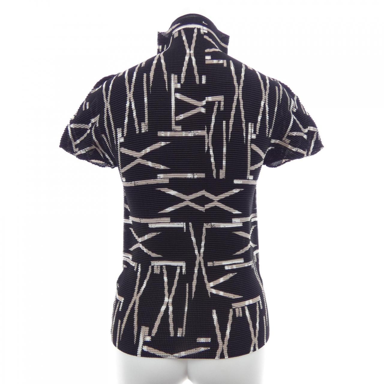 ミーイッセイミヤケ me ISSEY MIYAKE M123FK125 トップス