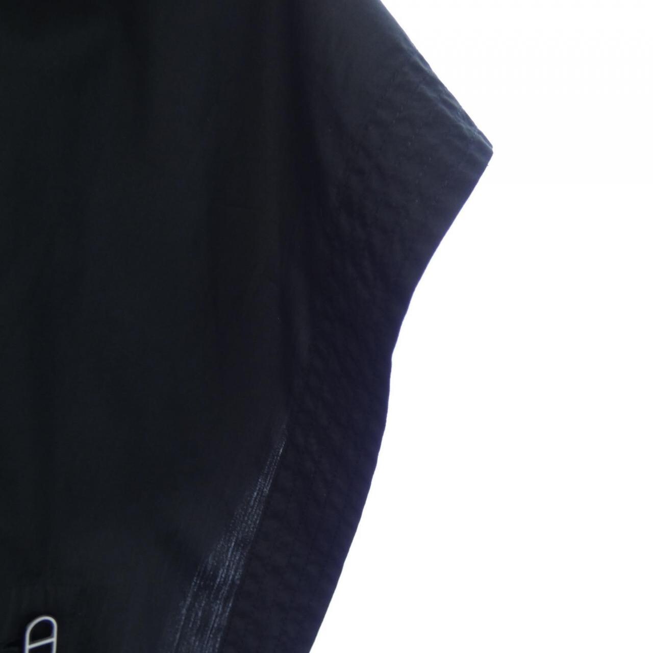 エルメス HERMES トップス