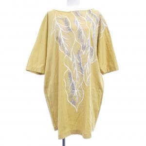 ヒロココシノ HIROKO KOSHINO トップス