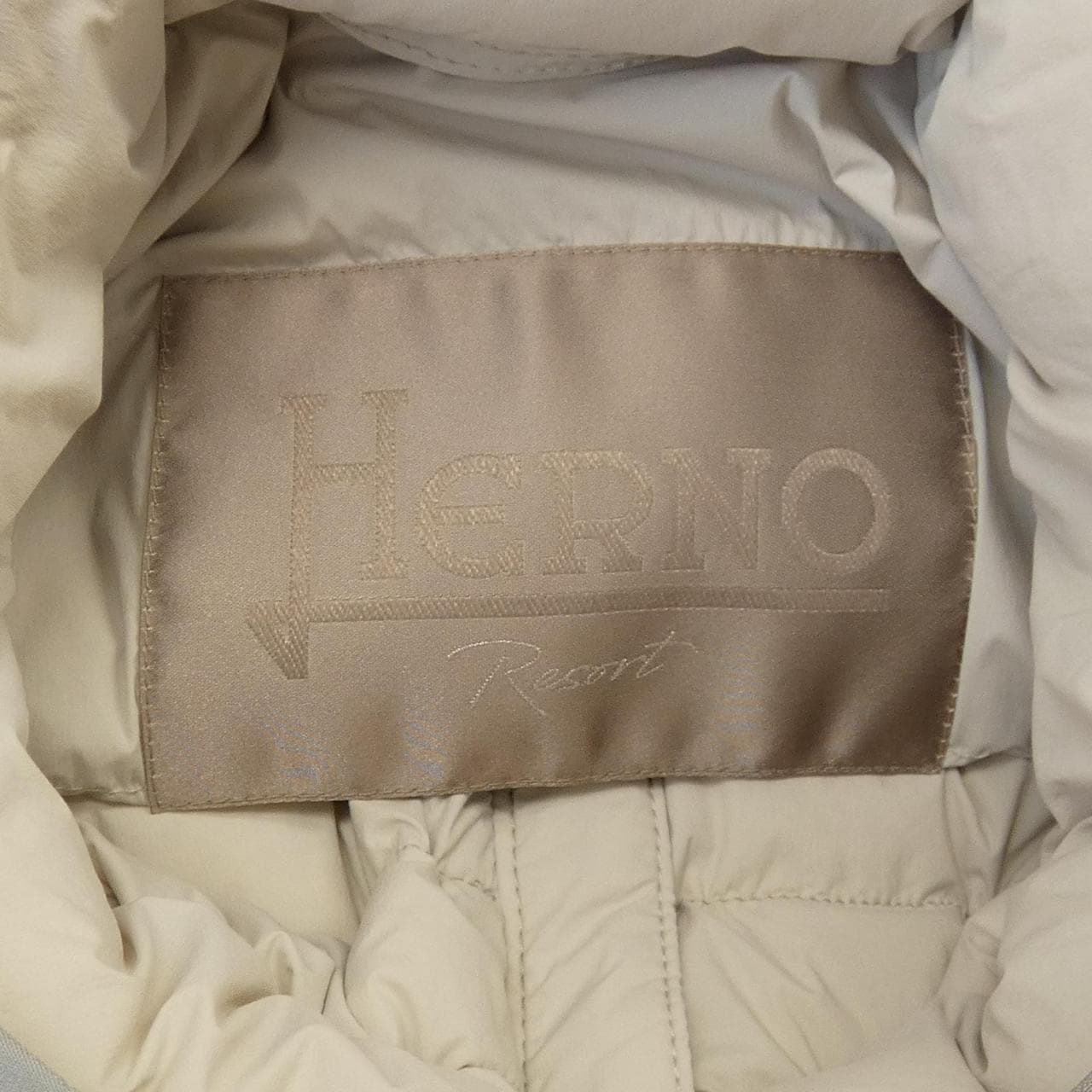 ヘルノ Herno PI00088UR ダウンジャケット
