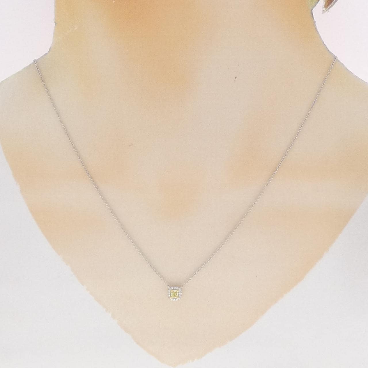 ティファニー ソレスト ネックレス 0.19CT FIY SI1