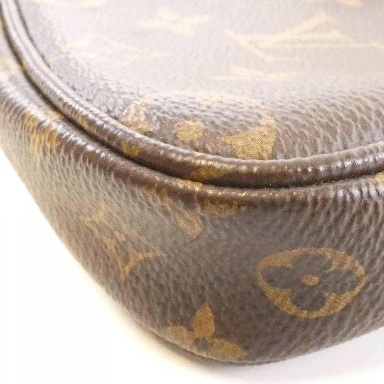 ルイヴィトン モノグラム ミュルティ ポシェット アクセソワール M44840 ショルダーバッグ