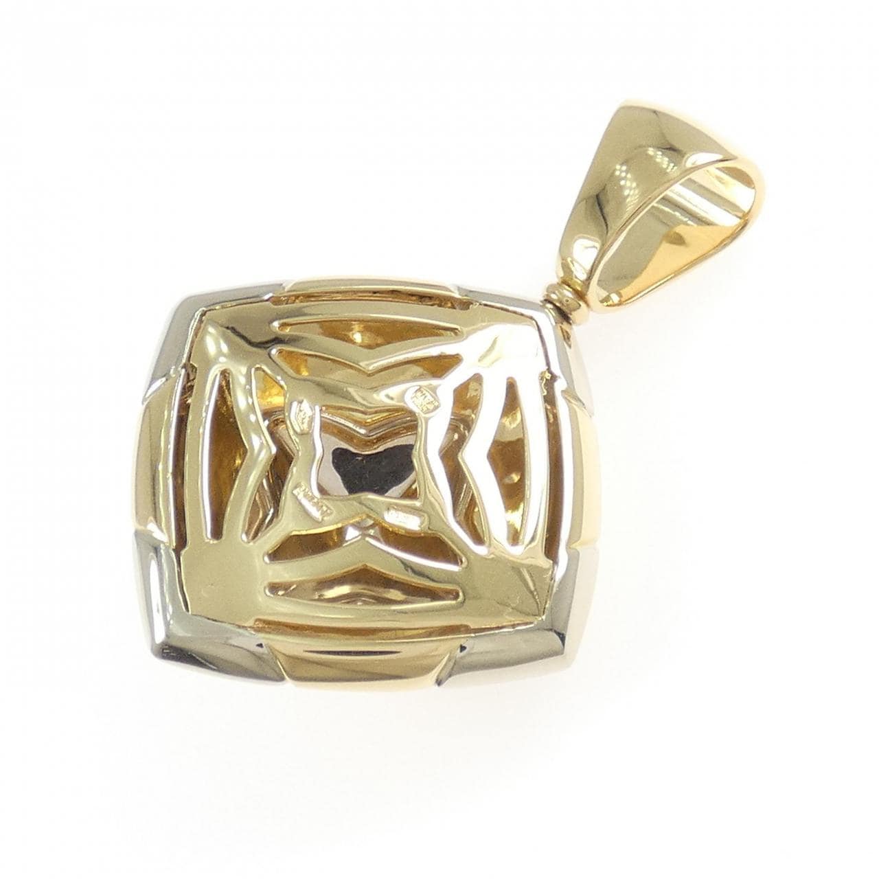 ブルガリ ピラミデ ペンダント