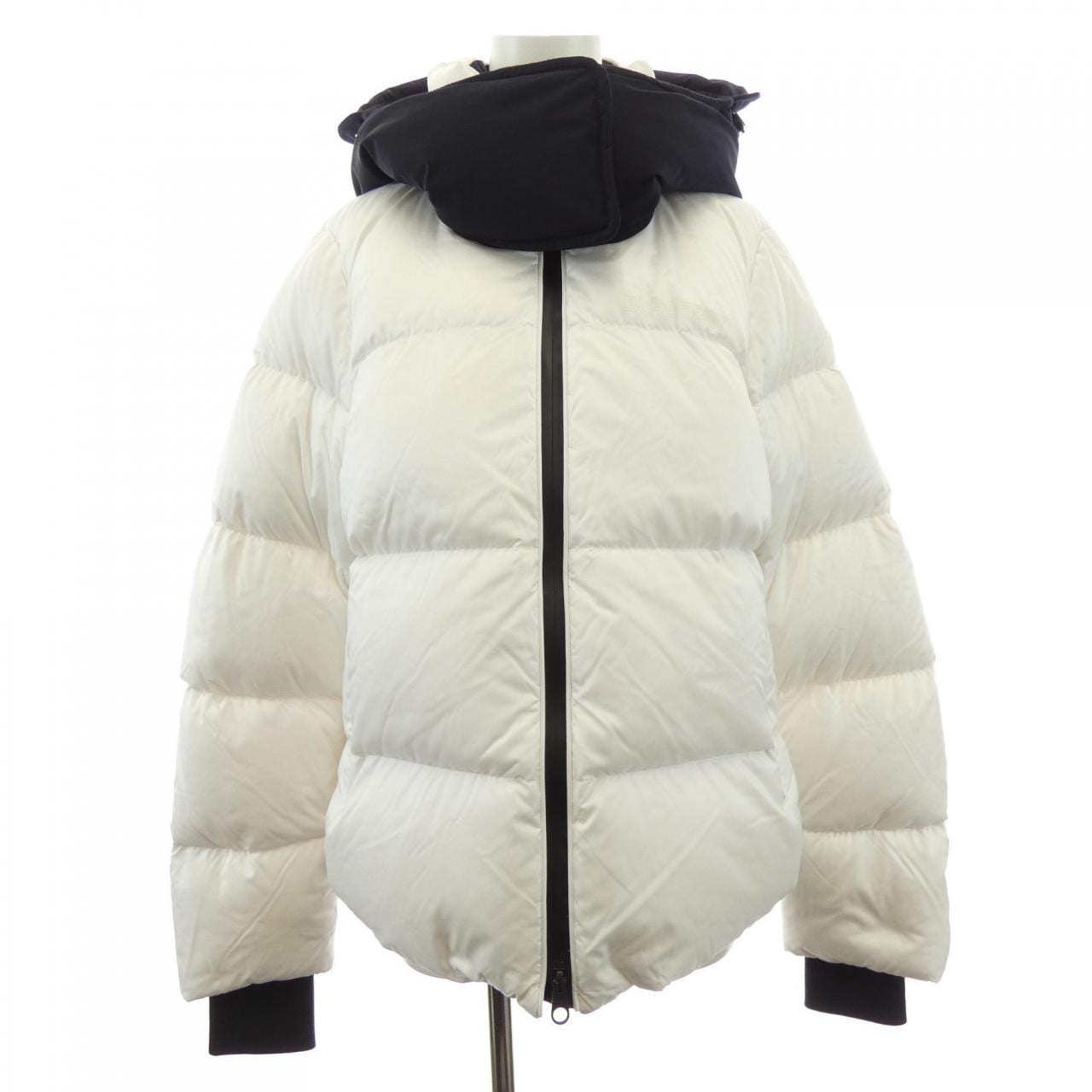 バーバリー BURBERRY 8061038 ダウンコート