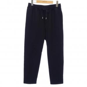 バーニーズニューヨーク BARNEYS NEW YORK パンツ