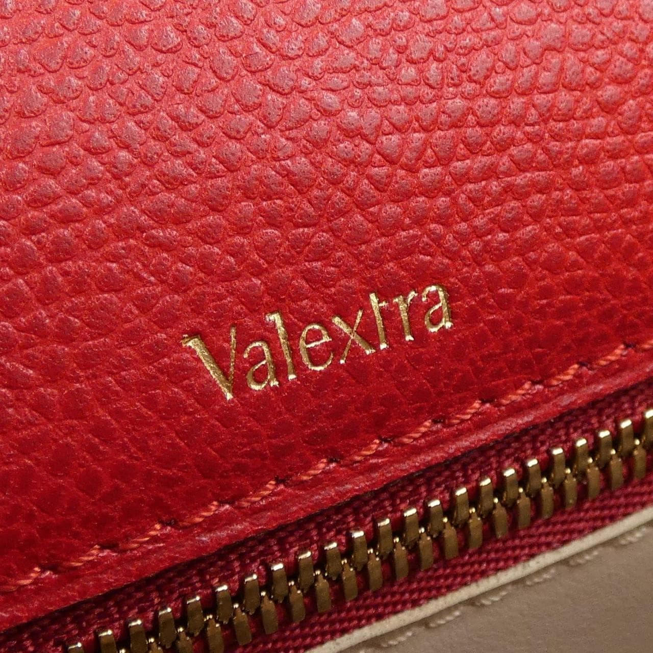 ヴァレクストラ VALEXTRA BAG