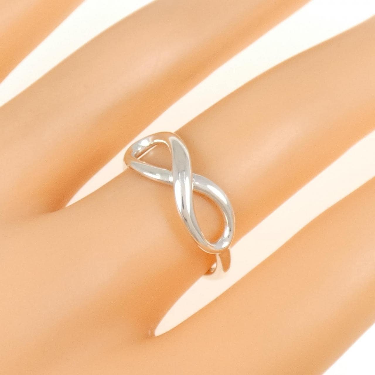 TIFFANY infinity ring