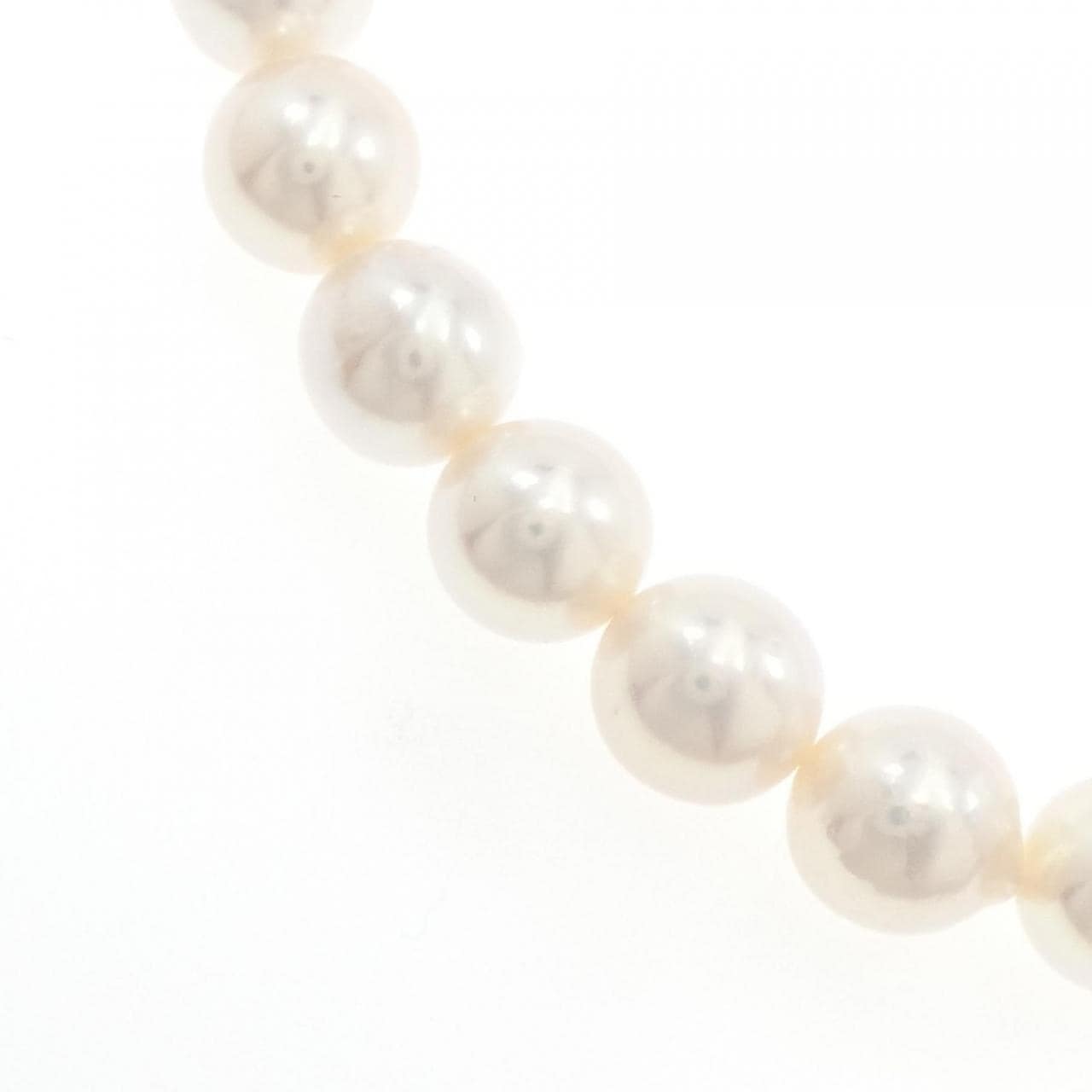 Tasaki Akoya Pearl Necklace 9-9.5mm