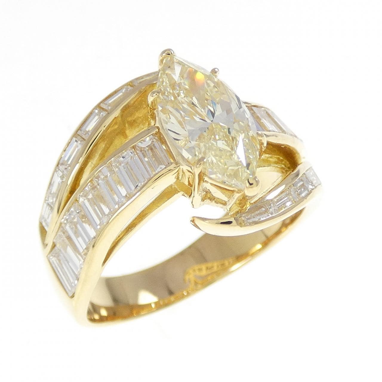 18K Yellow Diamond Ring 2.017CT LY VS2 Marquise Cut