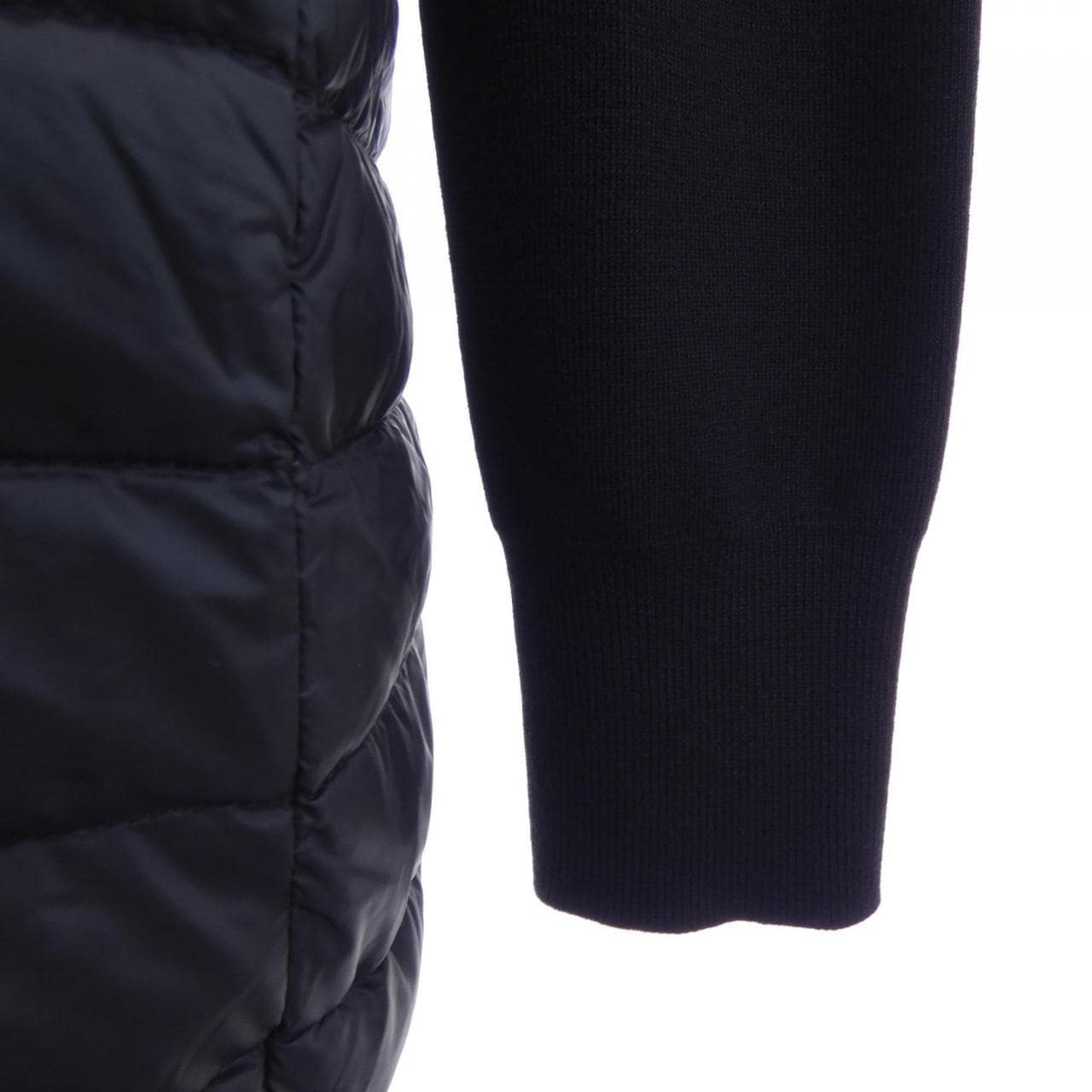 モンクレール MONCLER 10939B50900 ダウンジャケット