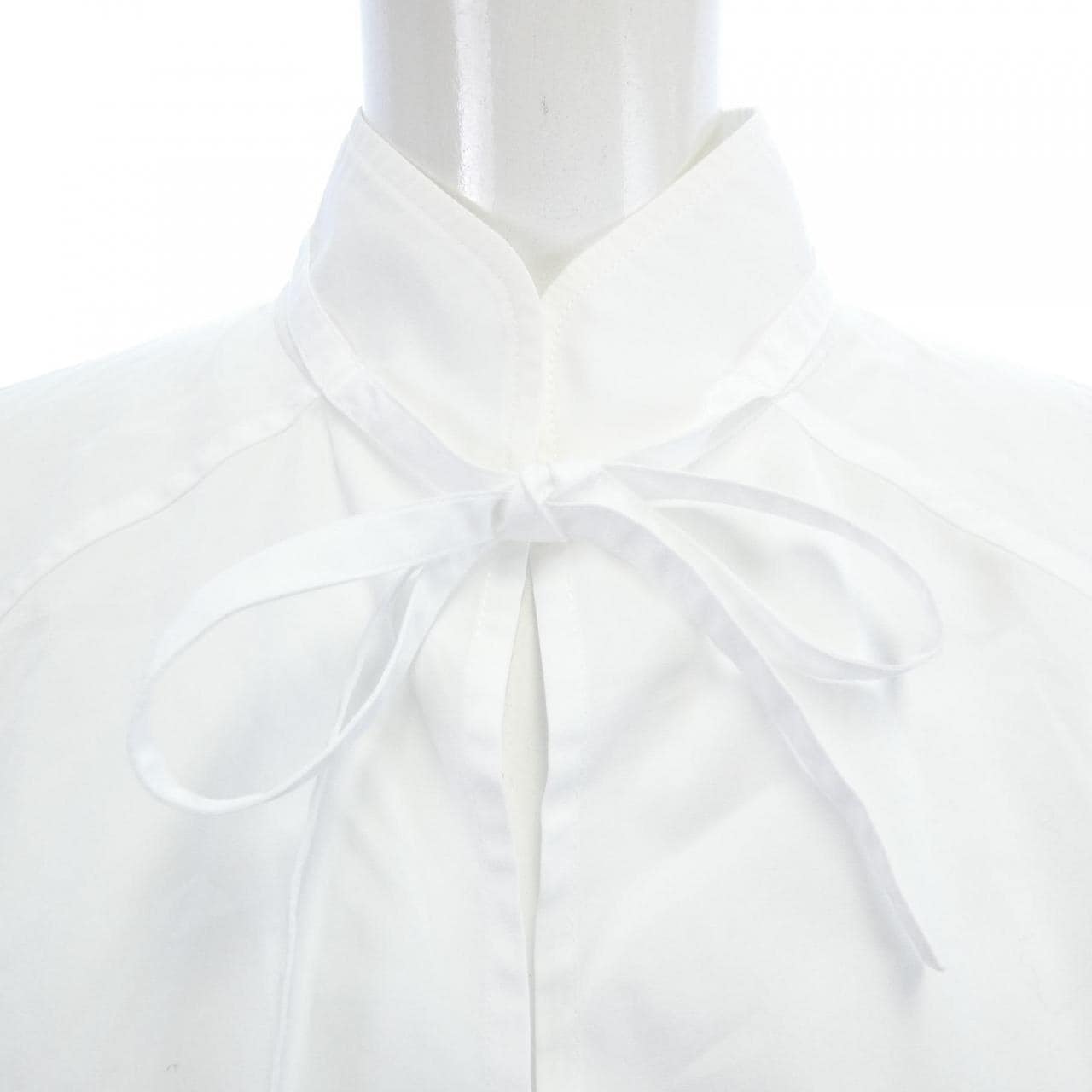 エルメス HERMES *87-7600. トップス