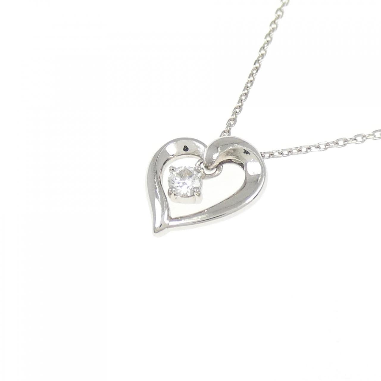 4゜C heart Diamond necklace