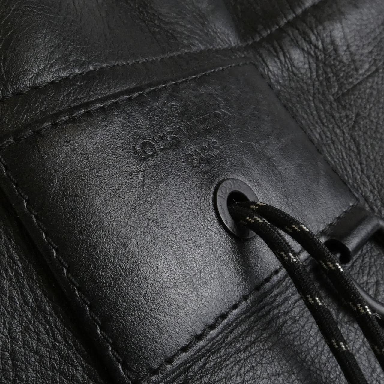 ルイヴィトン モノグラム シャドウ チョーク バックパック M44614 リュックサック